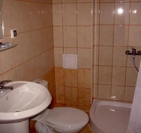 Penzion Kavroshilovi 3*